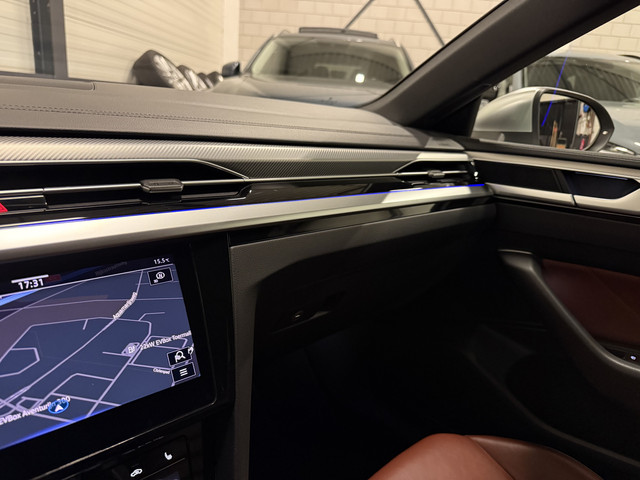 Volkswagen Arteon Shooting Brake 1.4 TSI eHybrid PANO TREKHAAK TWO-TONE LEER TREKHAAK 360CAMERA ACC 18MUSCAT CARPLAY STANDKACHEL SFEER VIRTUAL MA
