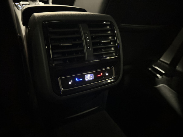 Volkswagen Arteon Shooting Brake 1.4 TSI eHybrid PANO TREKHAAK TWO-TONE LEER TREKHAAK 360CAMERA ACC 18MUSCAT CARPLAY STANDKACHEL SFEER VIRTUAL MA