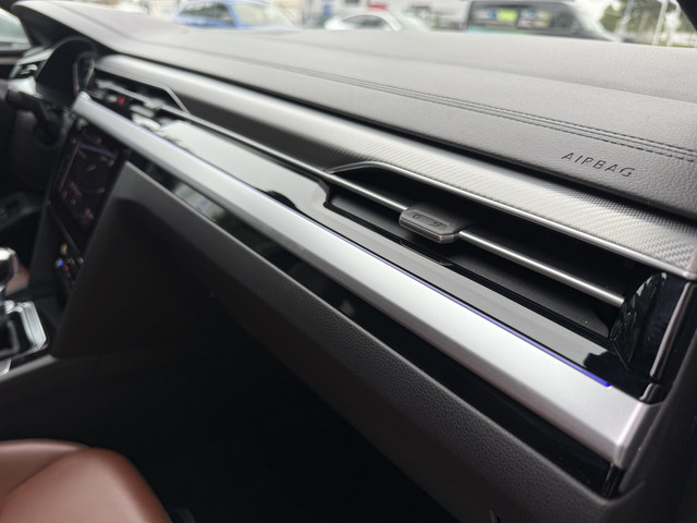 Volkswagen Arteon Shooting Brake 1.4 TSI eHybrid PANO TREKHAAK TWO-TONE LEER TREKHAAK 360CAMERA ACC 18MUSCAT CARPLAY STANDKACHEL SFEER VIRTUAL MA