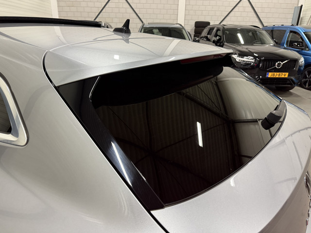 Volkswagen Arteon Shooting Brake 1.4 TSI eHybrid PANO TREKHAAK TWO-TONE LEER TREKHAAK 360CAMERA ACC 18MUSCAT CARPLAY STANDKACHEL SFEER VIRTUAL MA