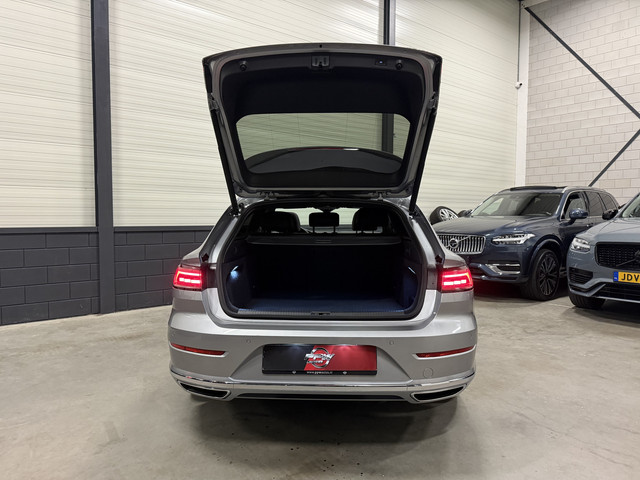 Volkswagen Arteon Shooting Brake 1.4 TSI eHybrid PANO TREKHAAK TWO-TONE LEER TREKHAAK 360CAMERA ACC 18MUSCAT CARPLAY STANDKACHEL SFEER VIRTUAL MA