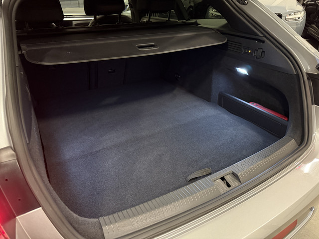 Volkswagen Arteon Shooting Brake 1.4 TSI eHybrid PANO TREKHAAK TWO-TONE LEER TREKHAAK 360CAMERA ACC 18MUSCAT CARPLAY STANDKACHEL SFEER VIRTUAL MA