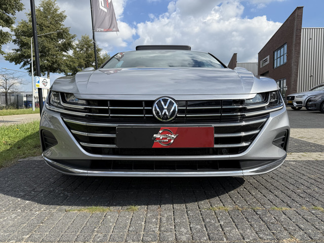 Volkswagen Arteon Shooting Brake 1.4 TSI eHybrid PANO TREKHAAK TWO-TONE LEER TREKHAAK 360CAMERA ACC 18MUSCAT CARPLAY STANDKACHEL SFEER VIRTUAL MA
