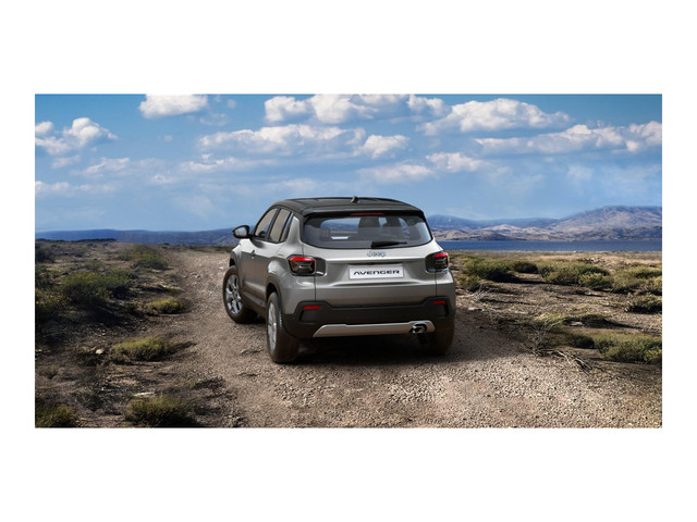 Jeep Avenger Summit Automaat