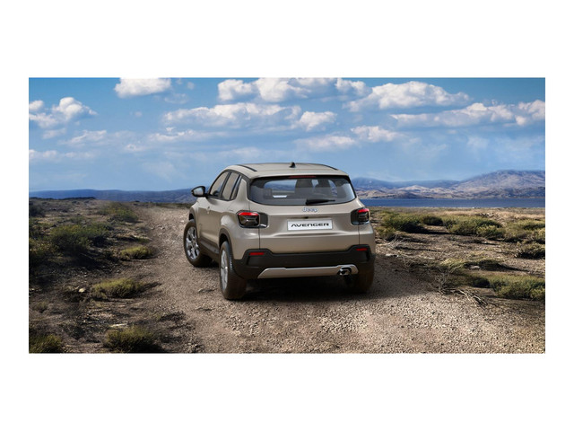 Jeep Avenger Summit Automaat