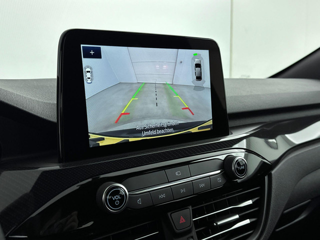 Ford Kuga 2.5 PHEV ST-Line | TREKHAAK AFNEEMBAAR | NAVI | CAMERA | APPLE CARPLAY & ANDROID AUTO | STUUR - & STOELVERWARMING |