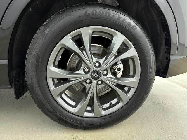 Ford Kuga 2.5 PHEV ST-Line | TREKHAAK AFNEEMBAAR | NAVI | CAMERA | APPLE CARPLAY & ANDROID AUTO | STUUR - & STOELVERWARMING |