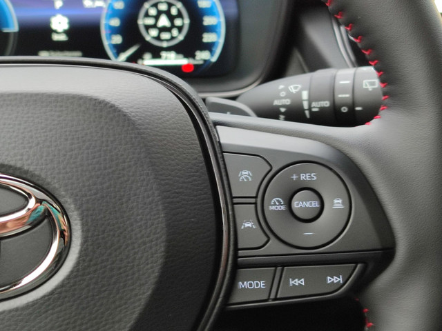 Toyota Corolla Cross Hybrid 180 GR SPORT PANODAK 19'' LM-VELGEN JBL-AUDIO NAVI CAMERA PARK-SENSOREN CLIMA BLIND SPOT STOELVERW APPLE ANDROID