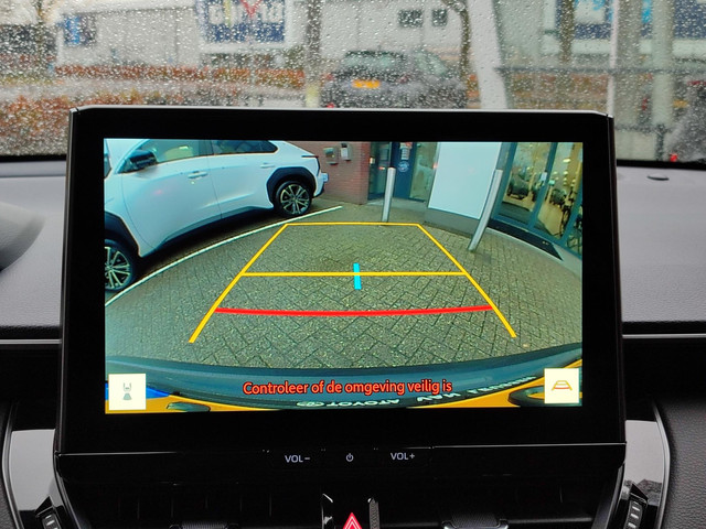 Toyota Corolla Cross Hybrid 180 GR SPORT PANODAK 19'' LM-VELGEN JBL-AUDIO NAVI CAMERA PARK-SENSOREN CLIMA BLIND SPOT STOELVERW APPLE ANDROID