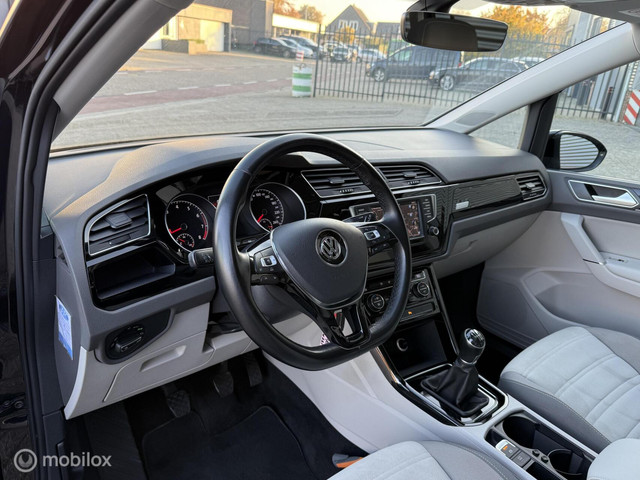 Volkswagen Touran 1.2 TSI Highline 7p PANORAMADAK, TOPSTAAT
