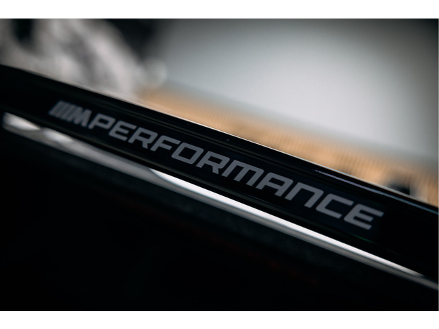 BMW X5 xDrive50e | Vossen | Carbon | Luchtvering | M-Performance | Trekhaak |