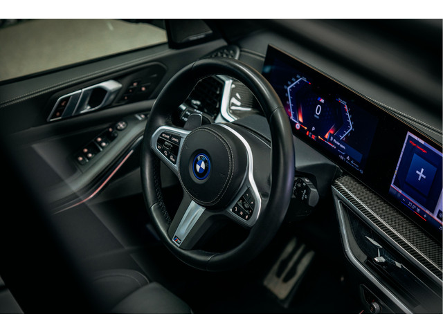BMW X5 xDrive50e | Vossen | Carbon | Luchtvering | M-Performance | Trekhaak |