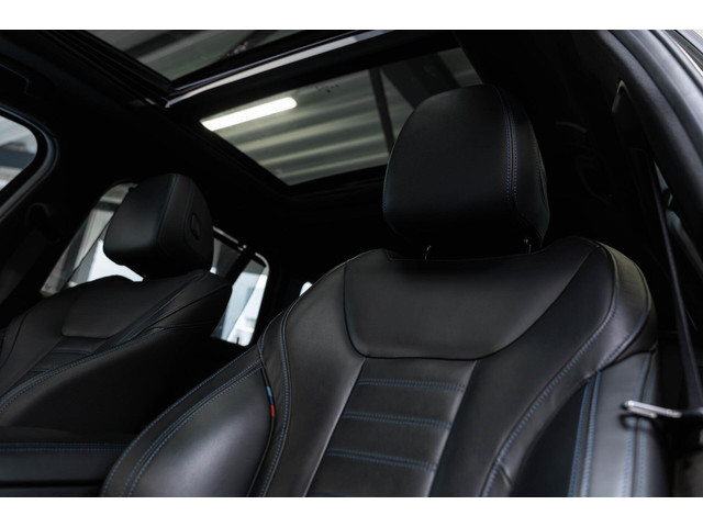 BMW 3 Serie 330e xDrive M Pano CarPlay 18' ACC Leder Camera