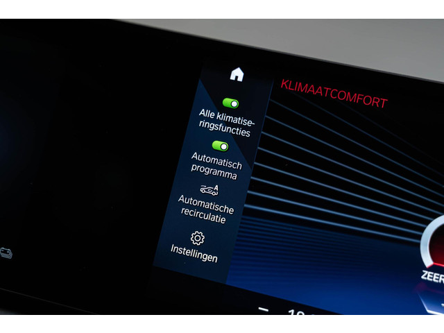 BMW 3 Serie 330e xDrive M Pano CarPlay 18' ACC Leder Camera