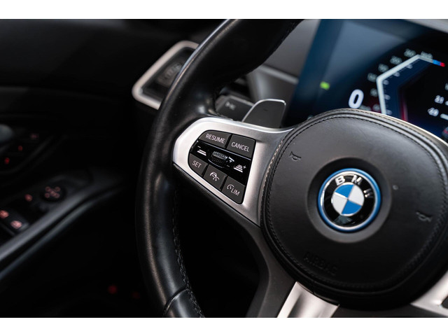 BMW 3 Serie 330e xDrive M Pano CarPlay 18' ACC Leder Camera