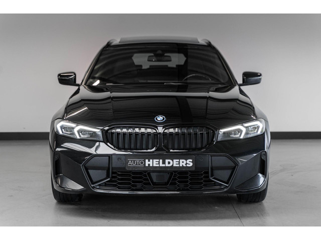 BMW 3 Serie 330e xDrive M 19' Pano ACC CarPlay Leder Camera