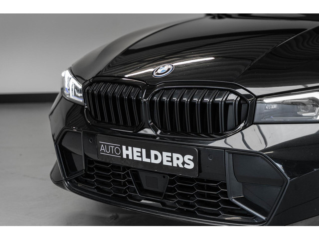 BMW 3 Serie 330e xDrive M 19' Pano ACC CarPlay Leder Camera