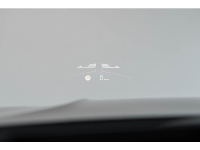 BMW 3 Serie 330e xDrive M 19' Pano ACC CarPlay Leder Camera