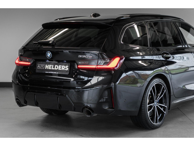 BMW 3 Serie 330e xDrive M 19' Pano ACC CarPlay Leder Camera