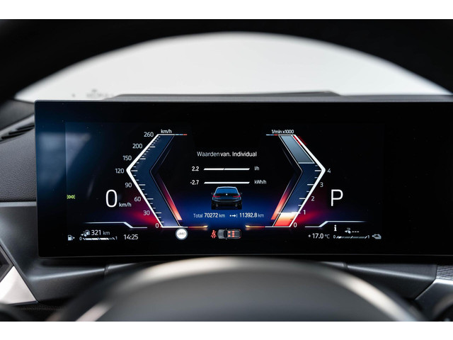 BMW 3 Serie 330e xDrive M 19' Pano ACC CarPlay Leder Camera