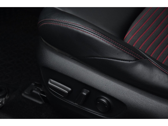 Toyota RAV4 2.5 Plug-in Hybrid AWD Style | Trekhaak | Led |