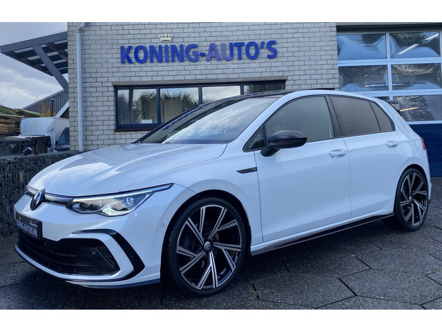 Volkswagen Golf 1.5 eTSI R-Line Virtual CP Pano IQ-light Sfeer Cam 19 Keyless