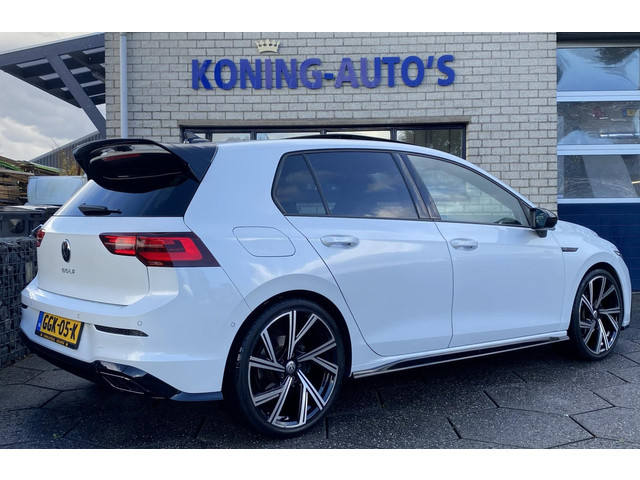 Volkswagen Golf 1.5 eTSI R-Line Virtual CP Pano IQ-light Sfeer Cam 19 Keyless