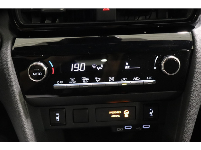 Toyota Yaris Cross 1.5 Hybrid 115 First Edition, Comfort Pack, Apple Carplay Android Auto,