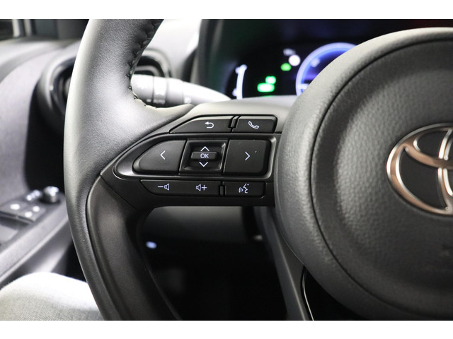 Toyota Yaris Cross 1.5 Hybrid 115 First Edition, Comfort Pack, Apple Carplay Android Auto,