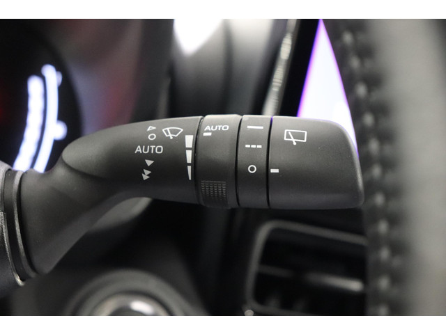 Toyota Yaris Cross 1.5 Hybrid 115 First Edition, Comfort Pack, Apple Carplay Android Auto,