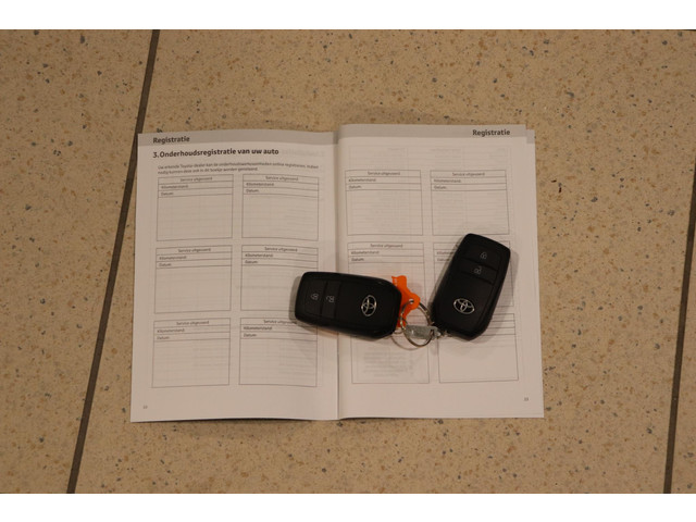 Toyota Yaris Cross 1.5 Hybrid 115 First Edition, Comfort Pack, Apple Carplay Android Auto,