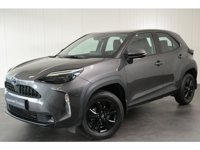 toyota-yaris-cross-1.5-hybrid-active--parkeersensoren--zwarte-lichtmetalen-velgen-