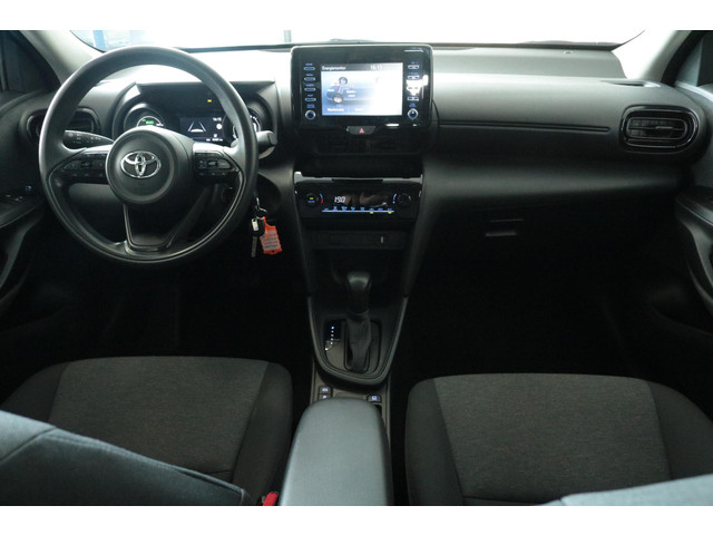 Toyota Yaris Cross 1.5 Hybrid Active, Parkeersensoren, Zwarte lichtmetalen velgen!