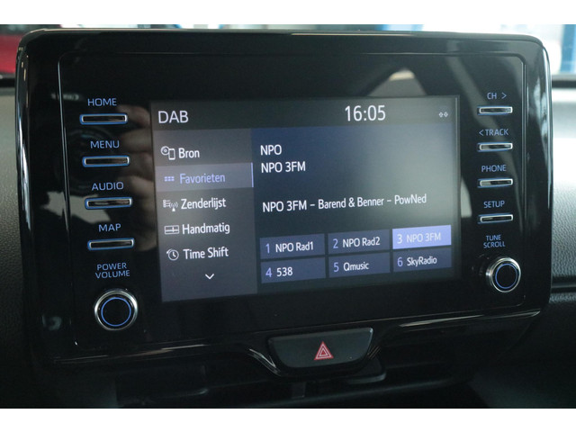 Toyota Yaris Cross 1.5 Hybrid Active, Parkeersensoren, Zwarte lichtmetalen velgen!