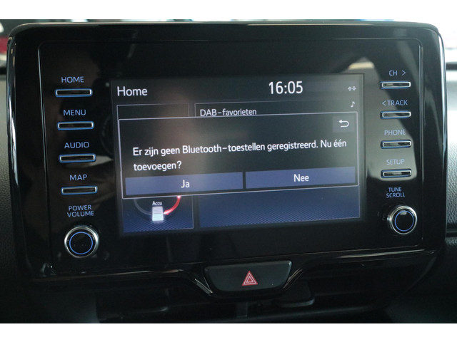 Toyota Yaris Cross 1.5 Hybrid Active, Parkeersensoren, Zwarte lichtmetalen velgen!