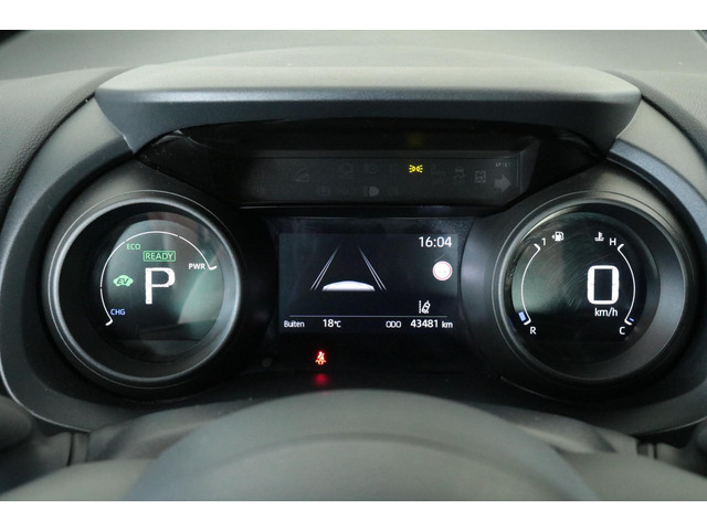 Toyota Yaris Cross 1.5 Hybrid Active, Parkeersensoren, Zwarte lichtmetalen velgen!