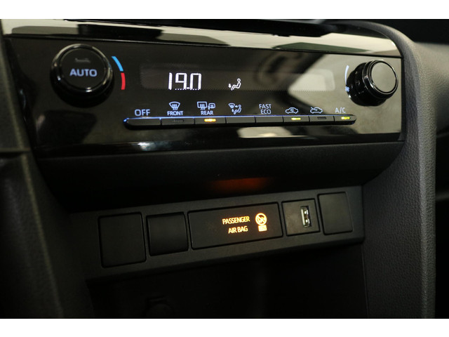 Toyota Yaris Cross 1.5 Hybrid Active, Parkeersensoren, Zwarte lichtmetalen velgen!
