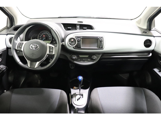 Toyota Yaris 1.5 Hybrid Aspiration, Dealer onderhouden, Climate & Cruise control, Parkeercamera!