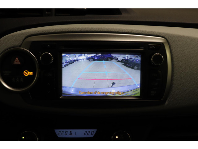 Toyota Yaris 1.5 Hybrid Aspiration, Dealer onderhouden, Climate & Cruise control, Parkeercamera!