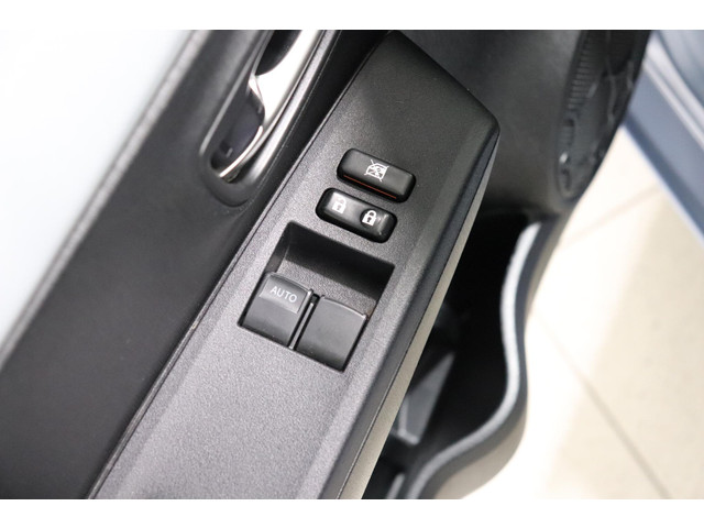 Toyota Yaris 1.5 Hybrid Aspiration, Dealer onderhouden, Climate & Cruise control, Parkeercamera!