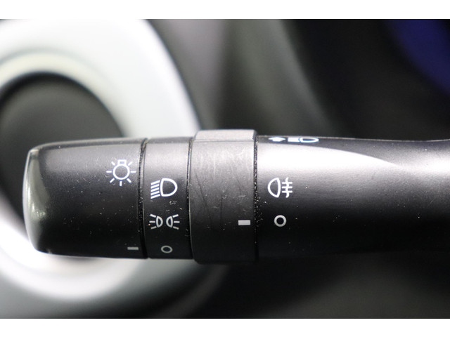 Toyota Yaris 1.5 Hybrid Aspiration, Dealer onderhouden, Climate & Cruise control, Parkeercamera!