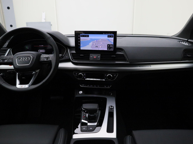 Audi Q5 55 TFSIe 270kW 367pk quattro S Line · Panoramadak · Leder · Trekhaak · 360 gr. Camera · Apple Android Car Play · Adaptive Cruise