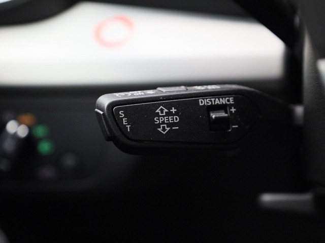 Audi Q5 55 TFSIe 270kW 367pk quattro S Line · Panoramadak · Leder · Trekhaak · 360 gr. Camera · Apple Android Car Play · Adaptive Cruise