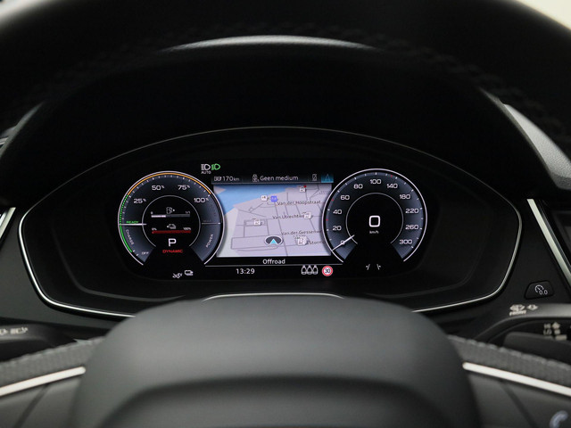 Audi Q5 55 TFSIe 270kW 367pk quattro S Line · Panoramadak · Leder · Trekhaak · 360 gr. Camera · Apple Android Car Play · Adaptive Cruise