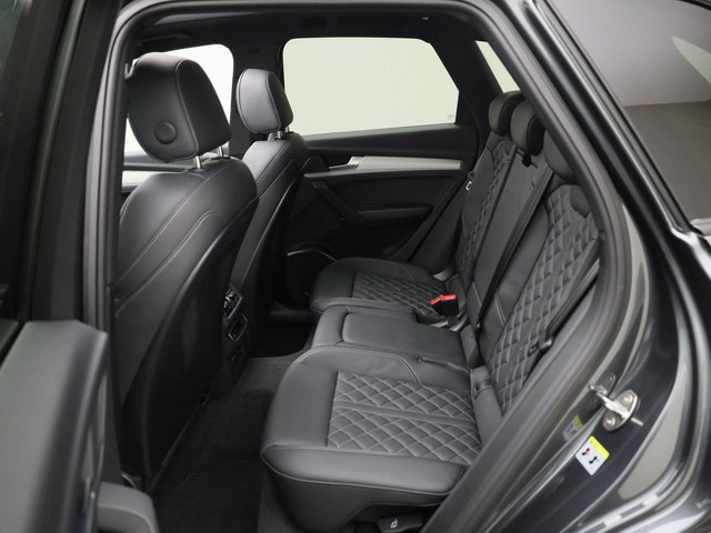 Audi Q5 55 TFSIe 270kW 367pk quattro S Line · Panoramadak · Leder · Trekhaak · 360 gr. Camera · Apple Android Car Play · Adaptive Cruise