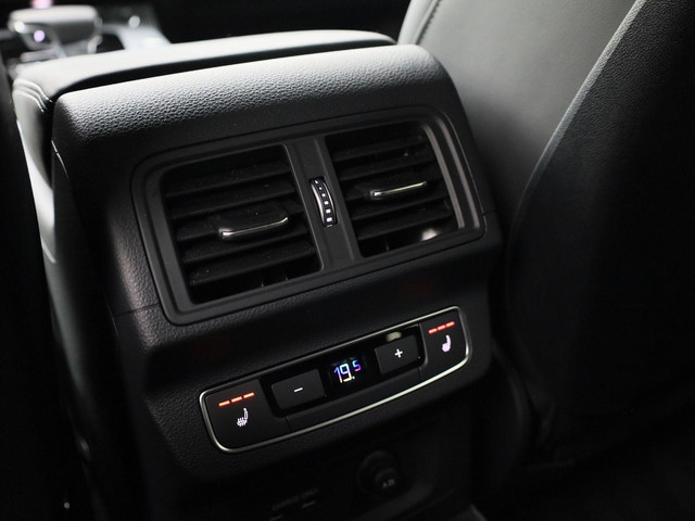Audi Q5 55 TFSIe 270kW 367pk quattro S Line · Panoramadak · Leder · Trekhaak · 360 gr. Camera · Apple Android Car Play · Adaptive Cruise