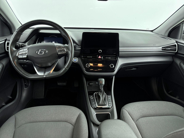 Hyundai IONIQ 1.6 GDi PHEV Comfort | Stoel + stuurverwarming | Navigatie | Camera | Adaptive cruise |