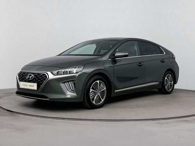 Hyundai IONIQ 1.6 GDi PHEV Comfort | Stoel + stuurverwarming | Navigatie | Camera | Adaptive cruise |