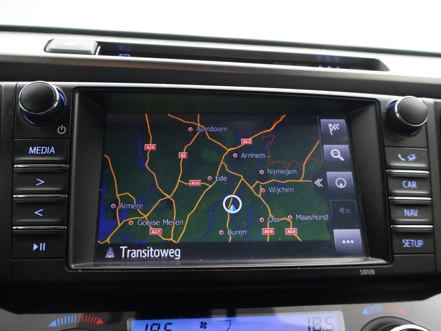 Toyota RAV4 2.5 HYBRID AWD 4WD AUT. DYNAMIC + TREKHAAK 1650 KG | ADAPTIVE CRUISE | CAMERA | STOELVERW. | 18 INCH