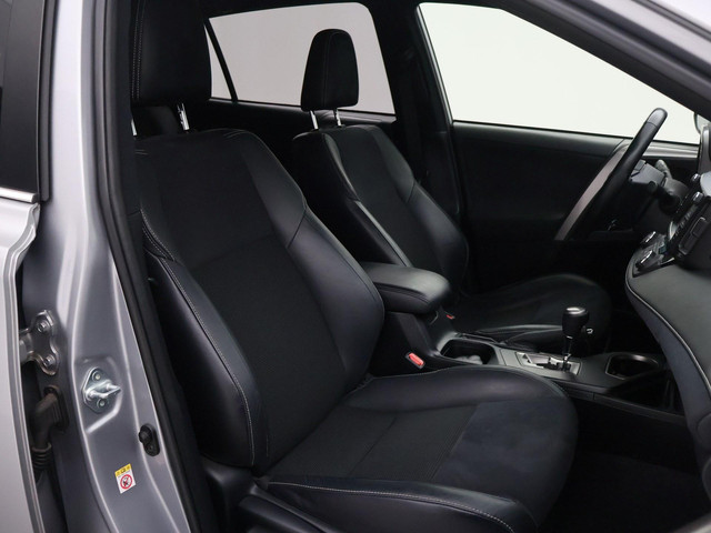 Toyota RAV4 2.5 HYBRID AWD 4WD AUT. DYNAMIC + TREKHAAK 1650 KG | ADAPTIVE CRUISE | CAMERA | STOELVERW. | 18 INCH